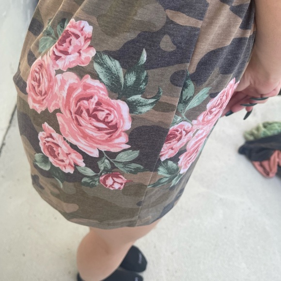 Camo floral romper - Picture 7 of 11